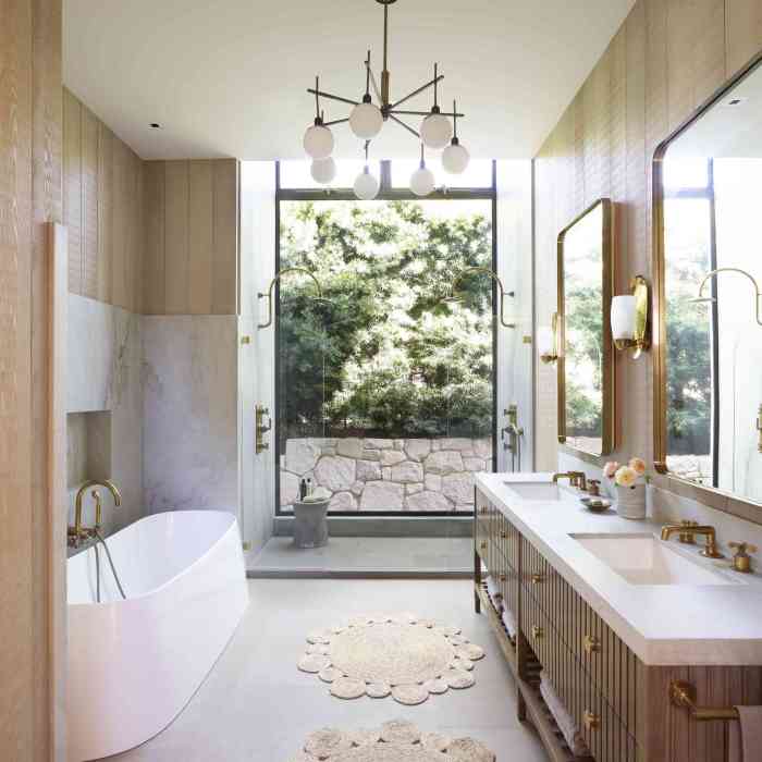 Glam bathroom decor ideas