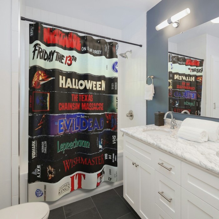 Horror movie bathroom decor