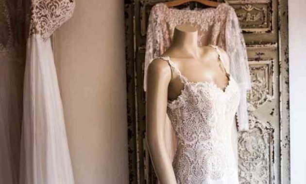 Cost to Dry Clean a Wedding Dress