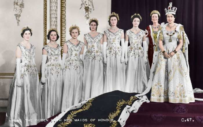 Coronation queen elizabeth wedding dress